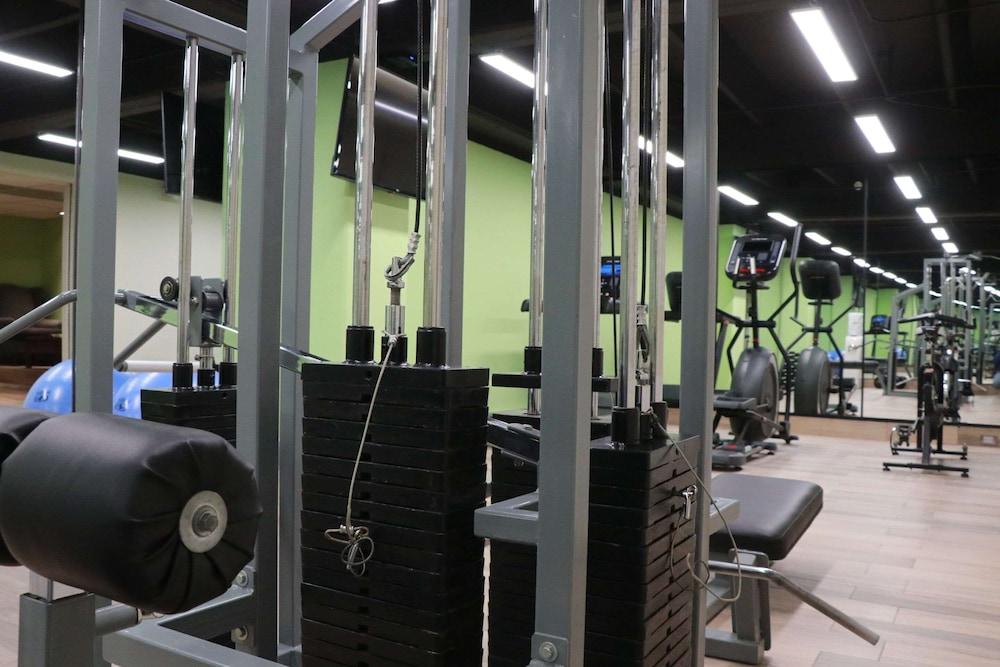 La Joya Pachuca Hotell Eksteriør bilde The gym at the University of Roehampton