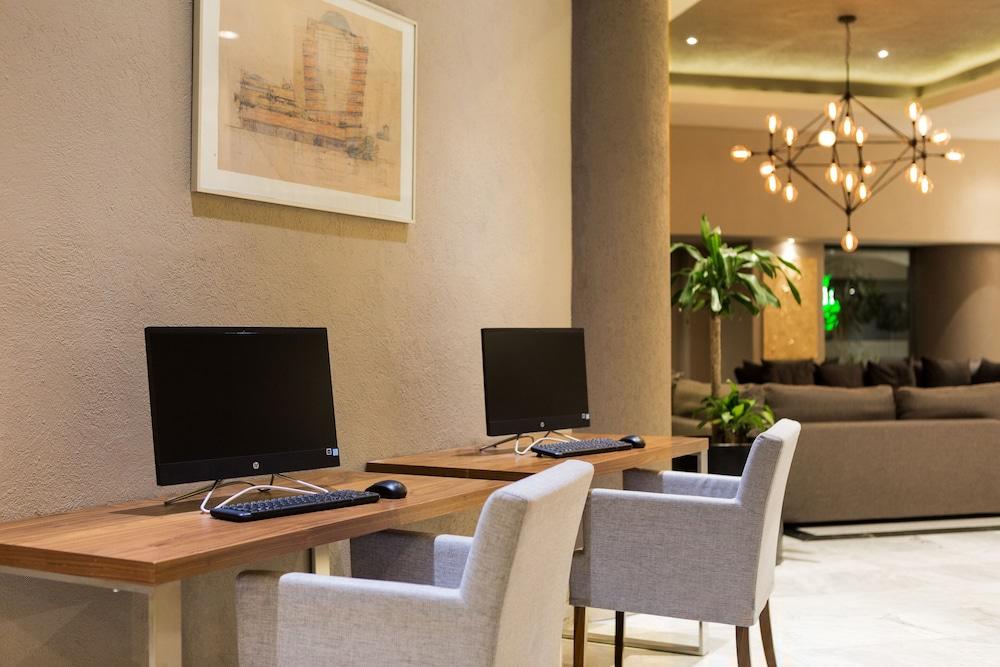 La Joya Pachuca Hotell Eksteriør bilde Business Center