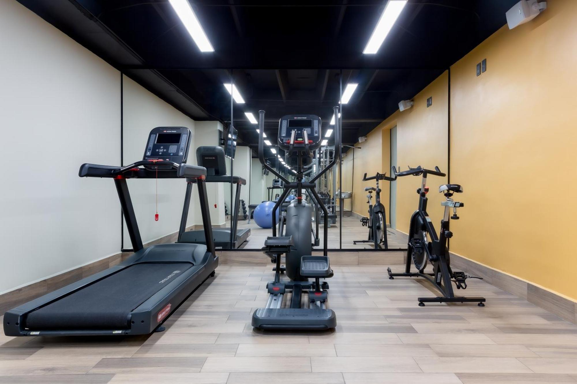 La Joya Pachuca Hotell Eksteriør bilde The gym at the hotel