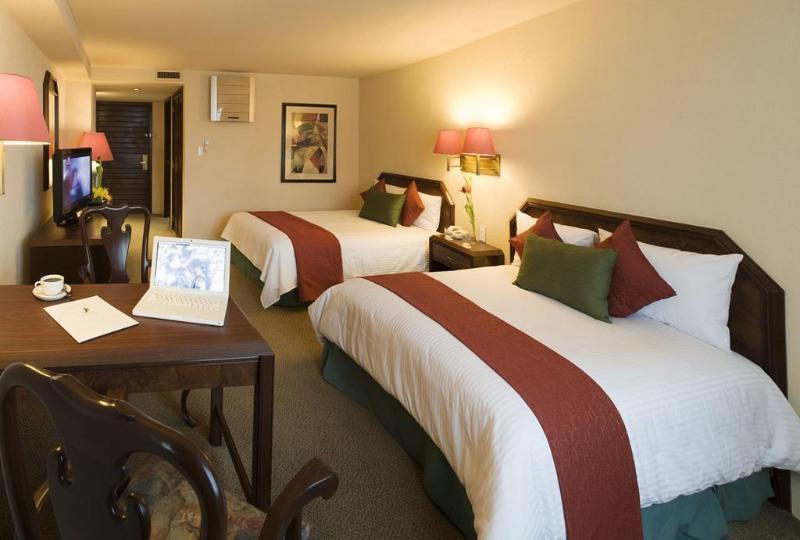 La Joya Pachuca Hotell Eksteriør bilde A typical hotel room